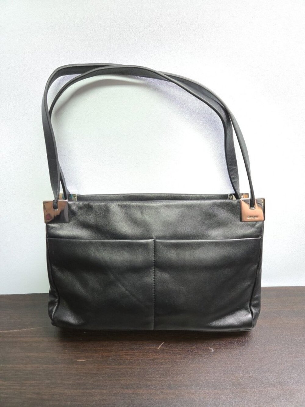 DKNY BLACK LEATHER TOTE / SHOULDER-BAG WITH SQUARE DESIGNER-EMBOSSED HARDWARE